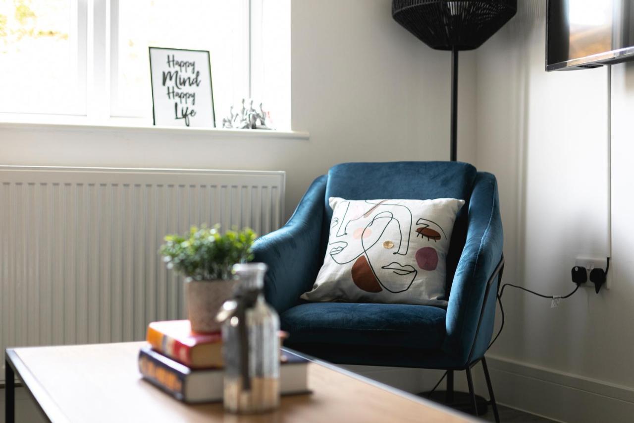 Skyvillion - London Enfield Chase Apartments With Parking & Wifi Exterior foto